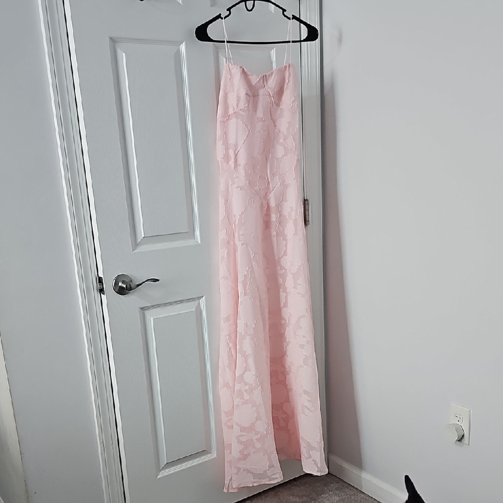 Elegant Pink Floral Maxi Dress